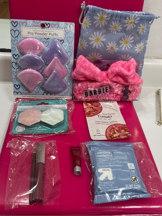 various Accessories - Beauty Bundle - 8 items and an Ipsy String Tie Bag
